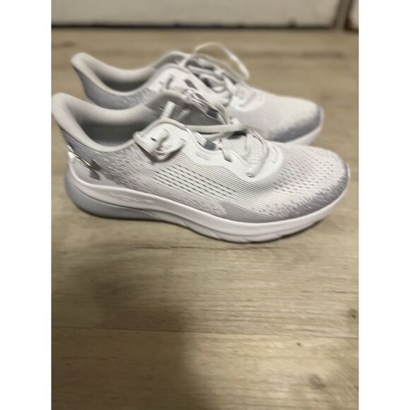 Under Armour Women's Shoes UA Hovr Turbulence White Gray Size 11 - Picture 3 of 11